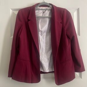 Kensie magenta / maroon blazer